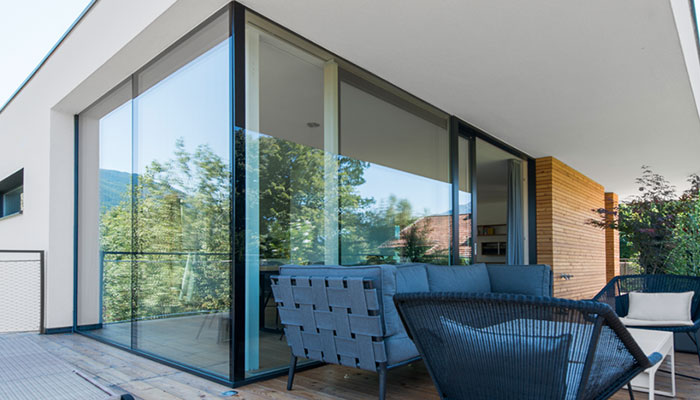 Großflächige Verglasungen, große Fenster, Fensterdimensionen XL, XL-Fenster, nur Glas, Glasfenster, Nurglasecke, Glasecke Großflächige Verglasungen, große Fenster, Fensterdimensionen XL, XL-Fenster, nur Glas, Glasfenster, Nurglasecke, Glasecke
